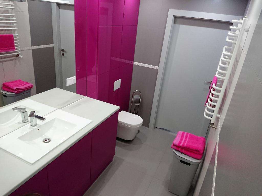 Apartament Exclusive Apartment Келце Екстериор снимка